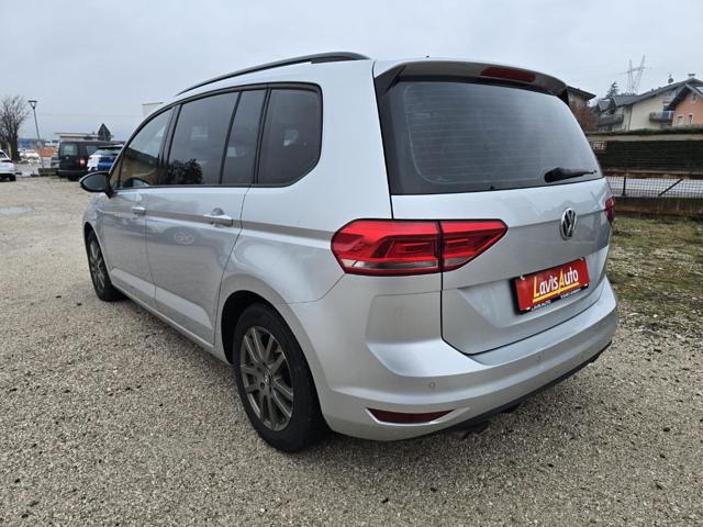Volkswagen Touran 2.0 TDI 150 CV SCR DSG BlueMotion Tech - foto 4 di 4