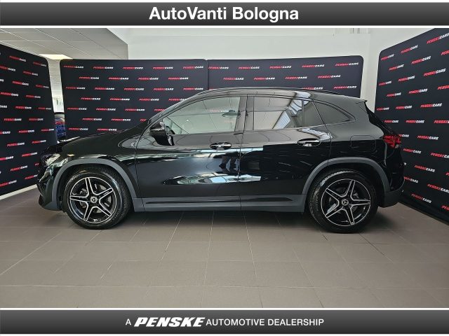 Mercedes-Benz GLA 180 Mercedes-Benz GLA d Premium auto - foto 3 di 4