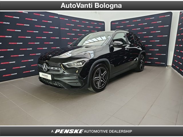 Mercedes-Benz GLA 180 Mercedes-Benz GLA d Premium auto - foto 2 di 4