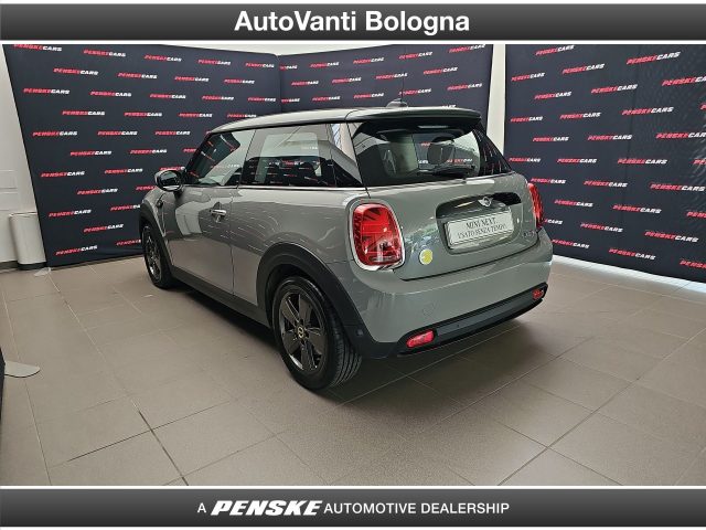 MINI Cooper SE - foto 4 di 4