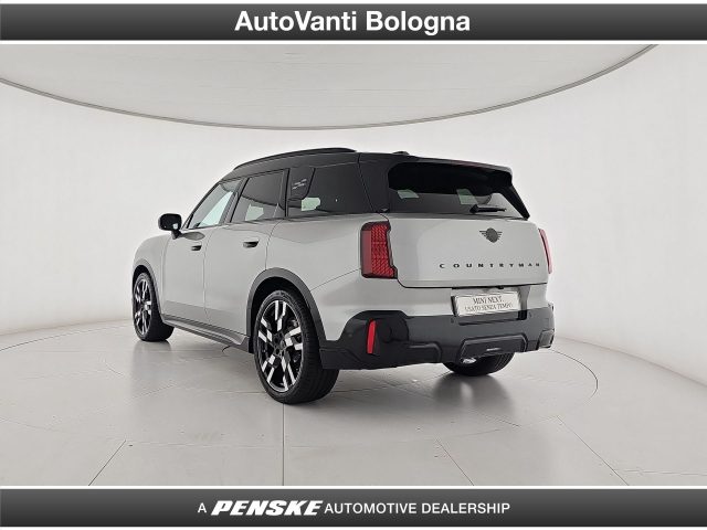MINI Countryman All-Electric E JCW - foto 3 di 4