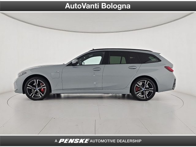 BMW 330 Serie 3 e Touring xdrive MSport Pro auto - foto 3 di 4