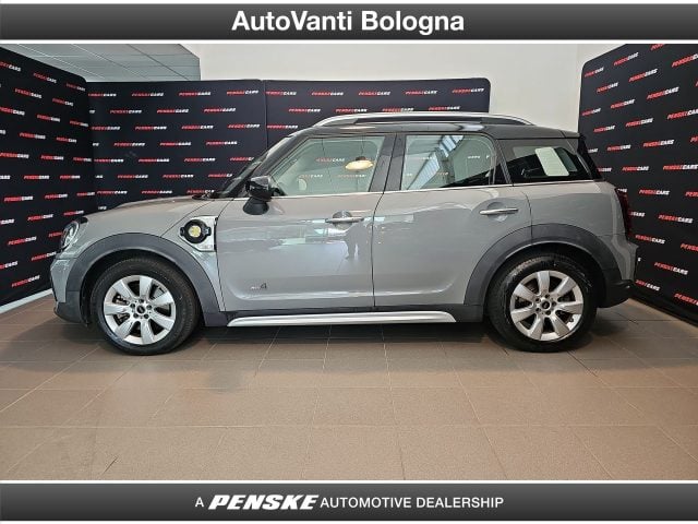 MINI Countryman Mini 1.5 Cooper SE Essential all4 auto - foto 3 di 4