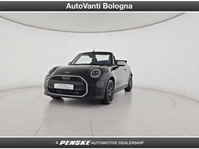 MINI Cooper Mini Cabrio 2.0 C Favoured auto, del 2025, 9.311 km, in vendita a Granarolo Dell?emilia (BO)
