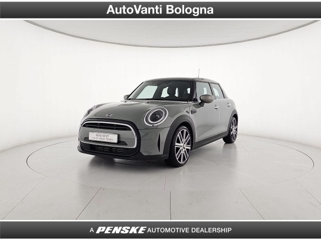 MINI Mini 5 porte 5p 1.5 Cooper Yours auto, del 2022, 52.657 km, in vendita a Granarolo Dell?emilia (BO)