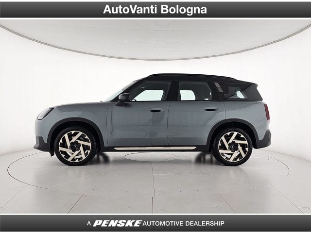 MINI Countryman Mini 1.5 48V C Favoured auto - foto 3 di 4