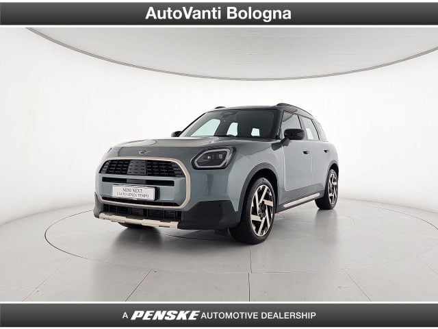 MINI Countryman Mini 1.5 48V C Favoured auto, del 2025, 29.999 km, in vendita a Granarolo Dell?emilia (BO)