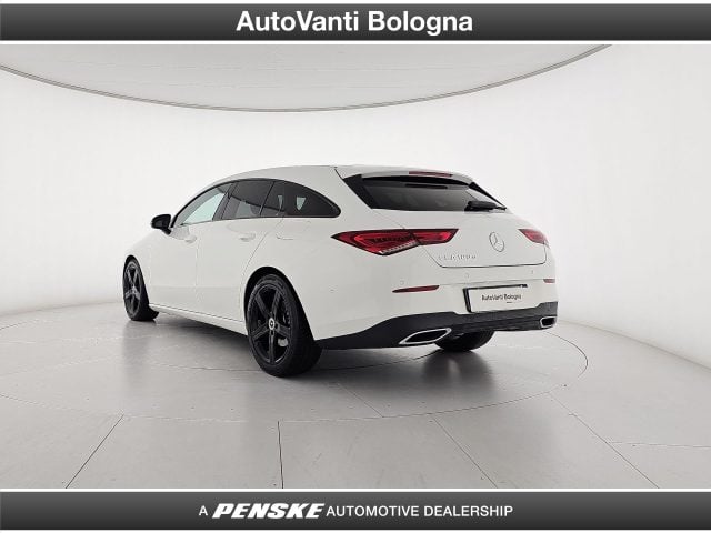 Mercedes-Benz CLA Mercedes-Benz Shooting Brake 180 d Night editio - foto 3 di 4