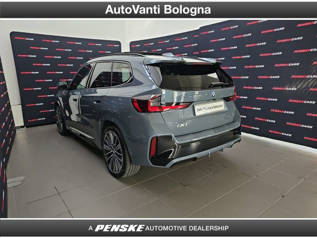 BMW iX1 xDrive 30 MSport Pro - foto 4 di 4