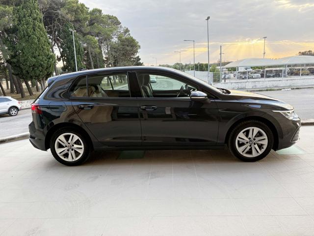 Volkswagen Golf 2.0 TDI 150 CV DSG SCR Life LUCI AMBIENTE - foto 4 di 4