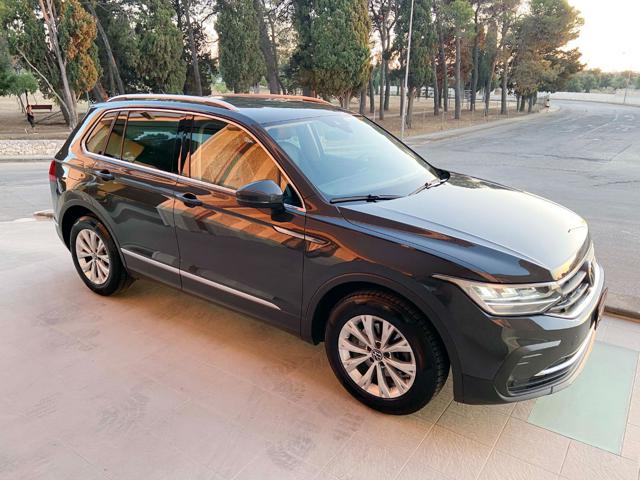 Volkswagen Tiguan 2.0 TDI 150 CV SCR DSG Life - foto 3 di 4