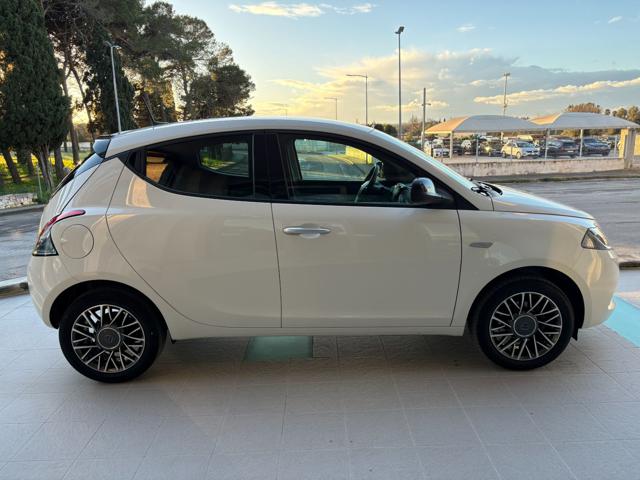 Lancia Ypsilon 1.0 FireFly 5 porte S&S Hybrid Gold 5 posti - foto 4 di 4