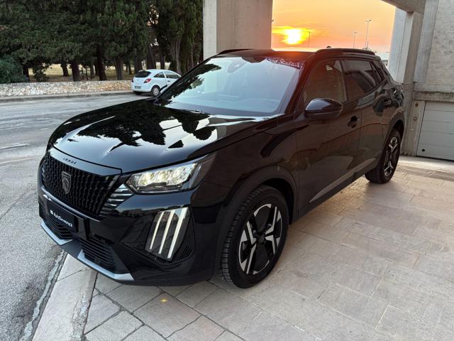Peugeot 2008 Hybrid 145 e-DCS6 Allure usato a CAROVIGNO