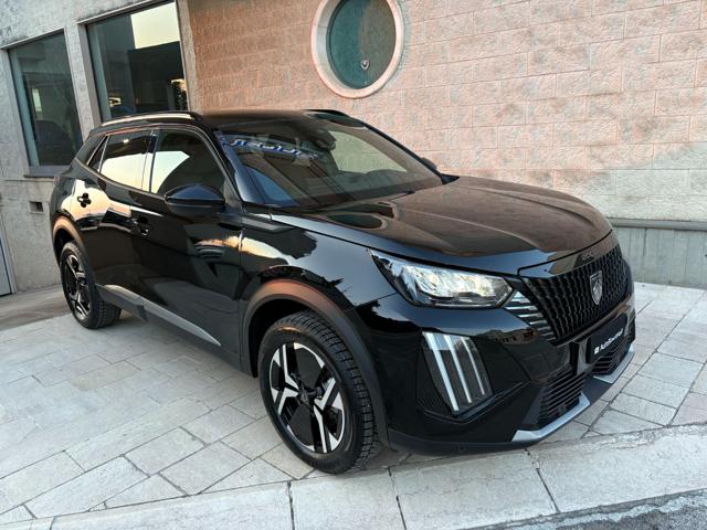 Peugeot 2008 Hybrid 145 e-DCS6 Allure - foto 3 di 4
