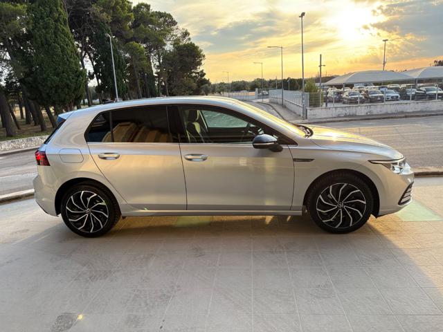 Volkswagen Golf 2.0 TDI DSG SCR Sport FARI FULL LED-LUCI AMBIENTE - foto 4 di 4