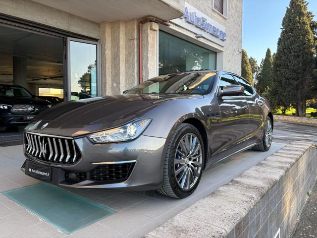 Maserati Ghibli 330 CV 2.0 MHEV GT HYBRID usato a CAROVIGNO