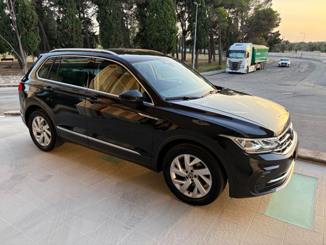 Volkswagen Tiguan 2.0 TDI 150 CV SCR DSG Elegance VIRTUAL - foto 3 di 4