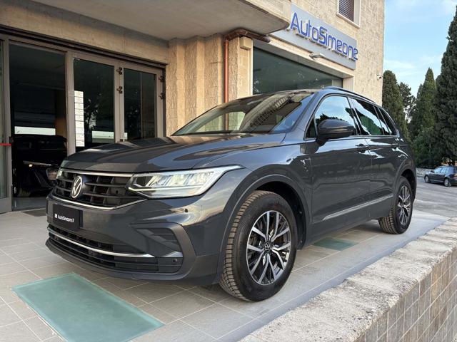 Volkswagen Tiguan 2.0 TDI 150 CV SCR DSG Life usato a CAROVIGNO
