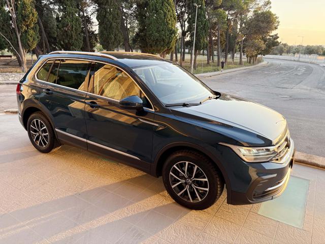 Volkswagen Tiguan 2.0 TDI 150 CV SCR DSG Life VIRTUAL - foto 3 di 4