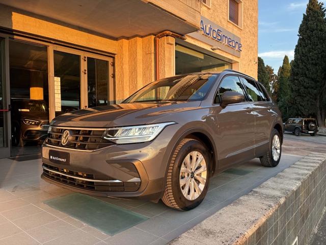Volkswagen Tiguan 2.0 TDI 150 CV SCR DSG Life usato a CAROVIGNO