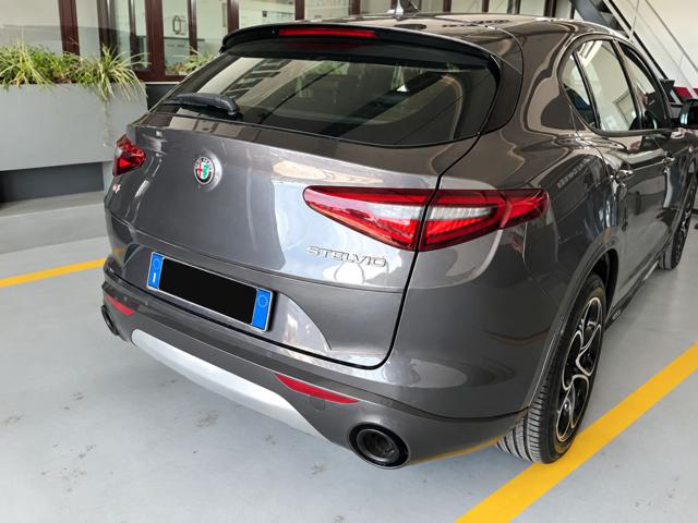 Alfa Romeo Stelvio 2.2 Turbodiesel 210 CV AT8 Q4 Ti - foto 4 di 4
