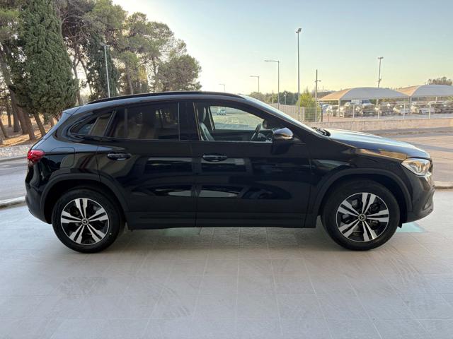 Mercedes-Benz GLA 250 e phev hybrid EQ Sport Plus Night Pack. - foto 4 di 4