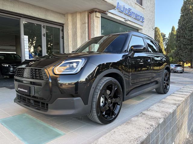 MINI Countryman D Classic Countryman CERCHI DA 19'', del 2025, 22.941 km, in vendita a Carovigno (BR)