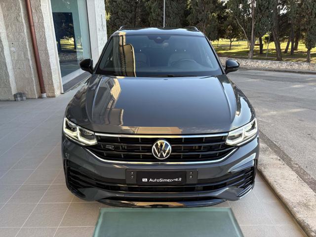 Volkswagen Tiguan 2.0 TDI 150 CV SCR DSG R-Line - foto 2 di 4