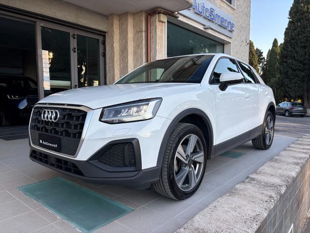 Audi Q2 30 TDI S tronic Admired RETROCAMERA-CERCHI 18'', del 2022, 77.454 km, in vendita a Carovigno (BR)