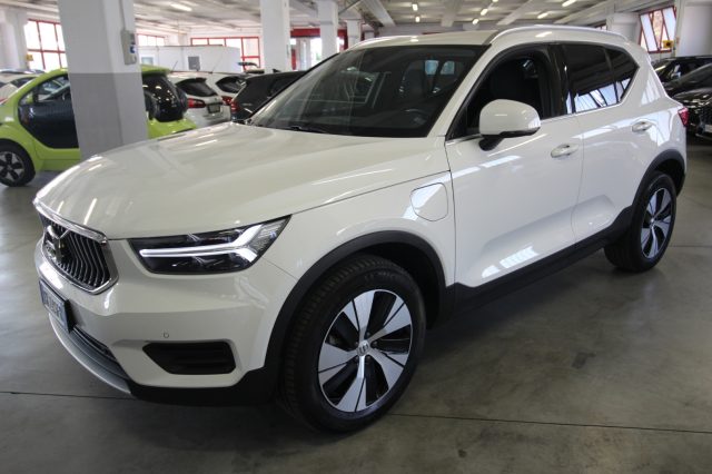Volvo XC40 T4 Recharge Plug-in Hybrid Inscription Expression - foto 3 di 4
