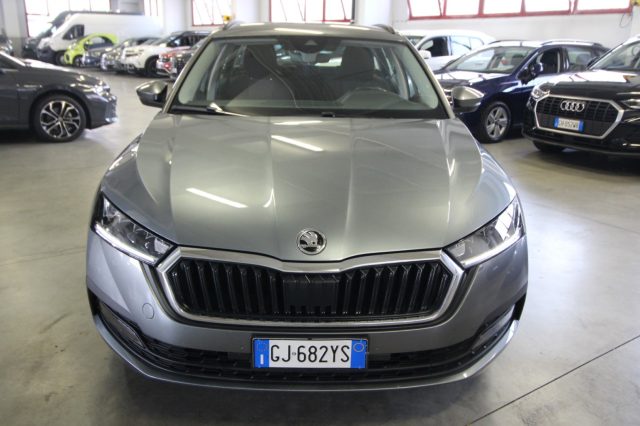 Skoda Octavia 2.0 TDI EVO SCR DSG Wagon Executive usato a TORINO