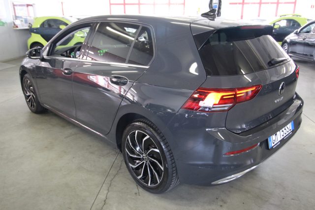 Volkswagen Golf 1.5 eTSI 130 CV EVO ACT DSG Style - foto 4 di 4