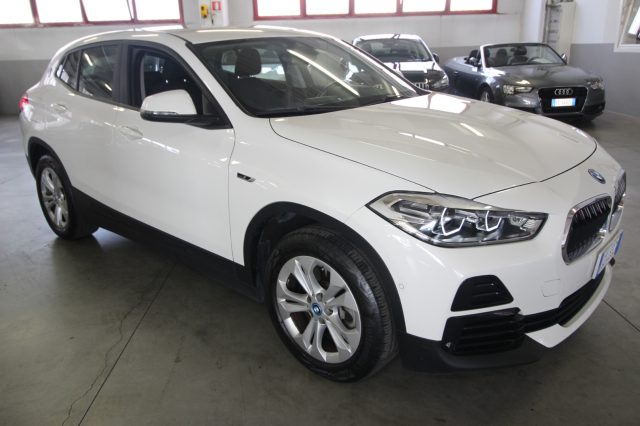 BMW X2 xDrive25e Business-X - foto 3 di 4