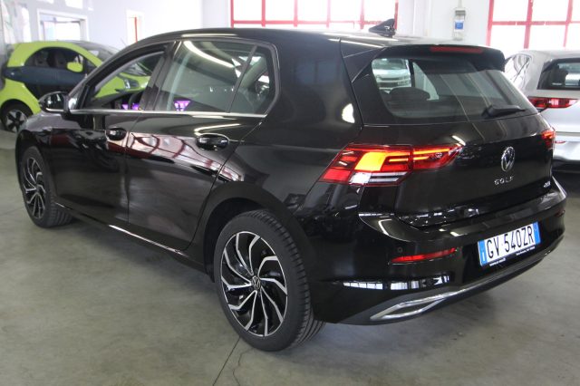Volkswagen Golf 1.5 eTSI 130 CV EVO ACT DSG Style - foto 4 di 24