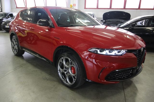 Alfa Romeo Tonale 1.3 280 CV PHEV AT6 Q4 Veloce - foto 3 di 4