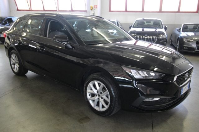 SEAT Leon Sportstourer 2.0 TDI 150 CV DSG Style - foto 3 di 4