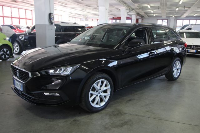SEAT Leon Sportstourer 2.0 TDI 150 CV DSG Style - foto 2 di 4