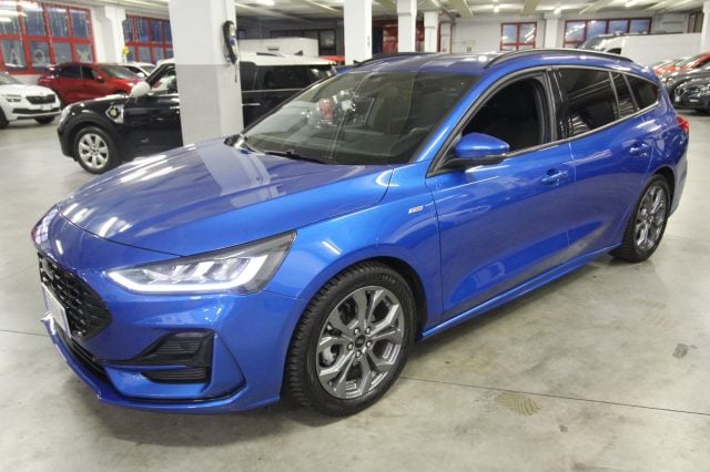 Ford Focus SW 1.0 EcoBoost Hybrid 155 CV Powershift ST-line - foto 2 di 4