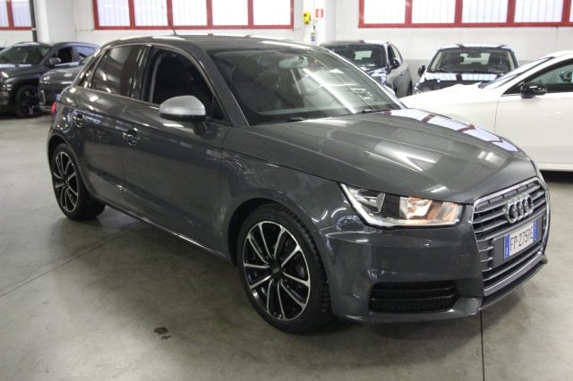 Audi A1 1.4 TDI S-tronic 5 porte - foto 3 di 4
