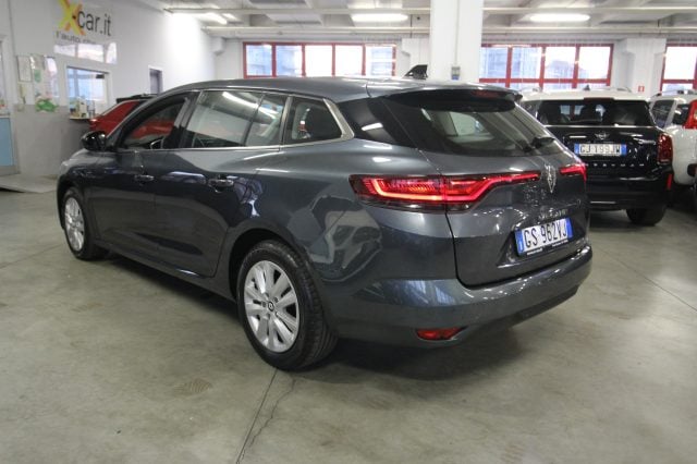 Renault Megane Sporter Blue dCi 115 CV EDC Equilibre - foto 4 di 4