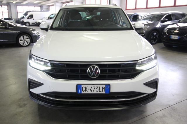 Volkswagen Tiguan 1.4 TSI eHYBRID DSG Life usato a TORINO