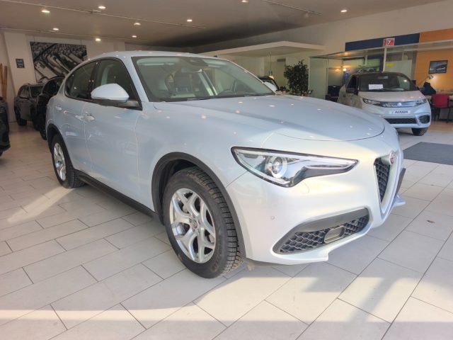 Alfa Romeo Stelvio 2.2 d Q4 190 CV AT8 Navi Car Play Aziendale - foto 3 di 4