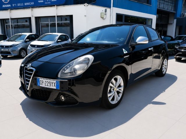 Alfa Romeo Giulietta 1.6 JTDm-2 105 CV Distinctive Pack Quadrifoglio - foto 3 di 4