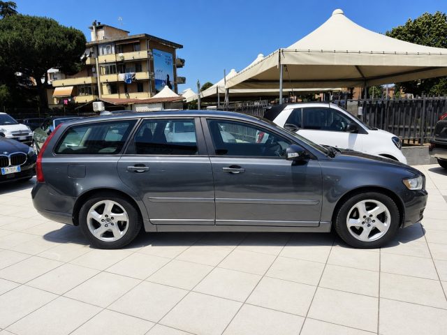 Volvo V50 D2 Unico Proprietario Neopatentati Bluetooth - foto 4 di 4