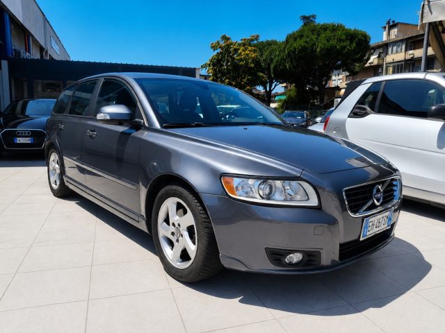 Volvo V50 D2 Unico Proprietario Neopatentati Bluetooth - foto 3 di 4