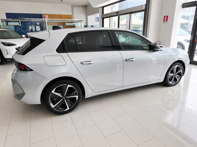 Opel Astra Aut. AT8 1.2 Turbo 130 CV Business - foto 4 di 4
