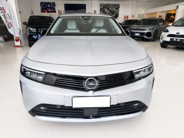 Opel Astra Aut. AT8 1.2 Turbo 130 CV Business - foto 2 di 4