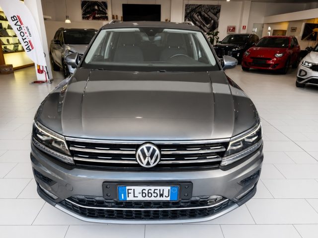 Volkswagen Tiguan 1.4 TSI 150 CV DSG Style Alcantara Virtual Cockpit - foto 2 di 4