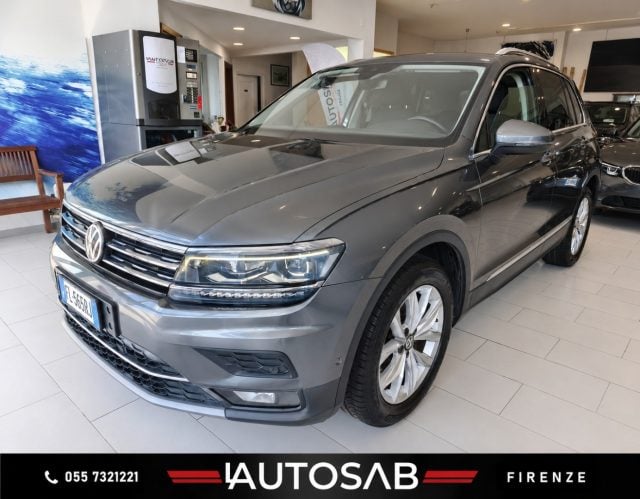 Volkswagen Tiguan 1.4 TSI 150 CV DSG Style Alcantara Virtual Cockpit usato a FIRENZE