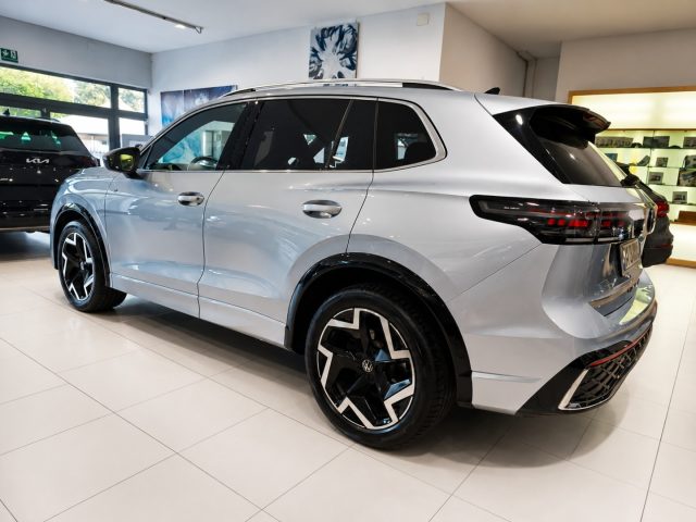 Volkswagen Tiguan R-Line DSG 2.0 TDI 150 CV Alcantara Aziendale - foto 4 di 4